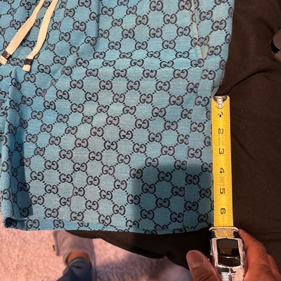 Authentic Gucci Blue Men's Shorts - Picture 8 of 11